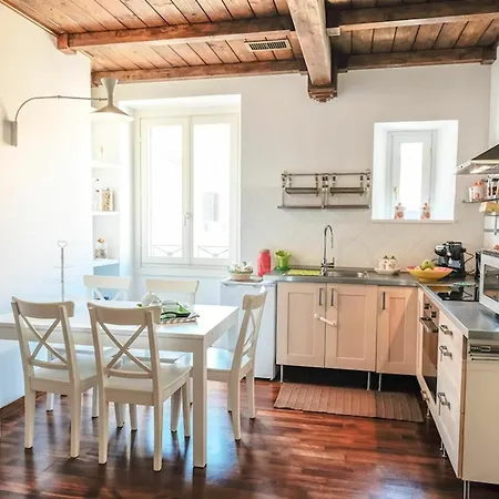 Esquiline Family Deluxe Apartment Rome